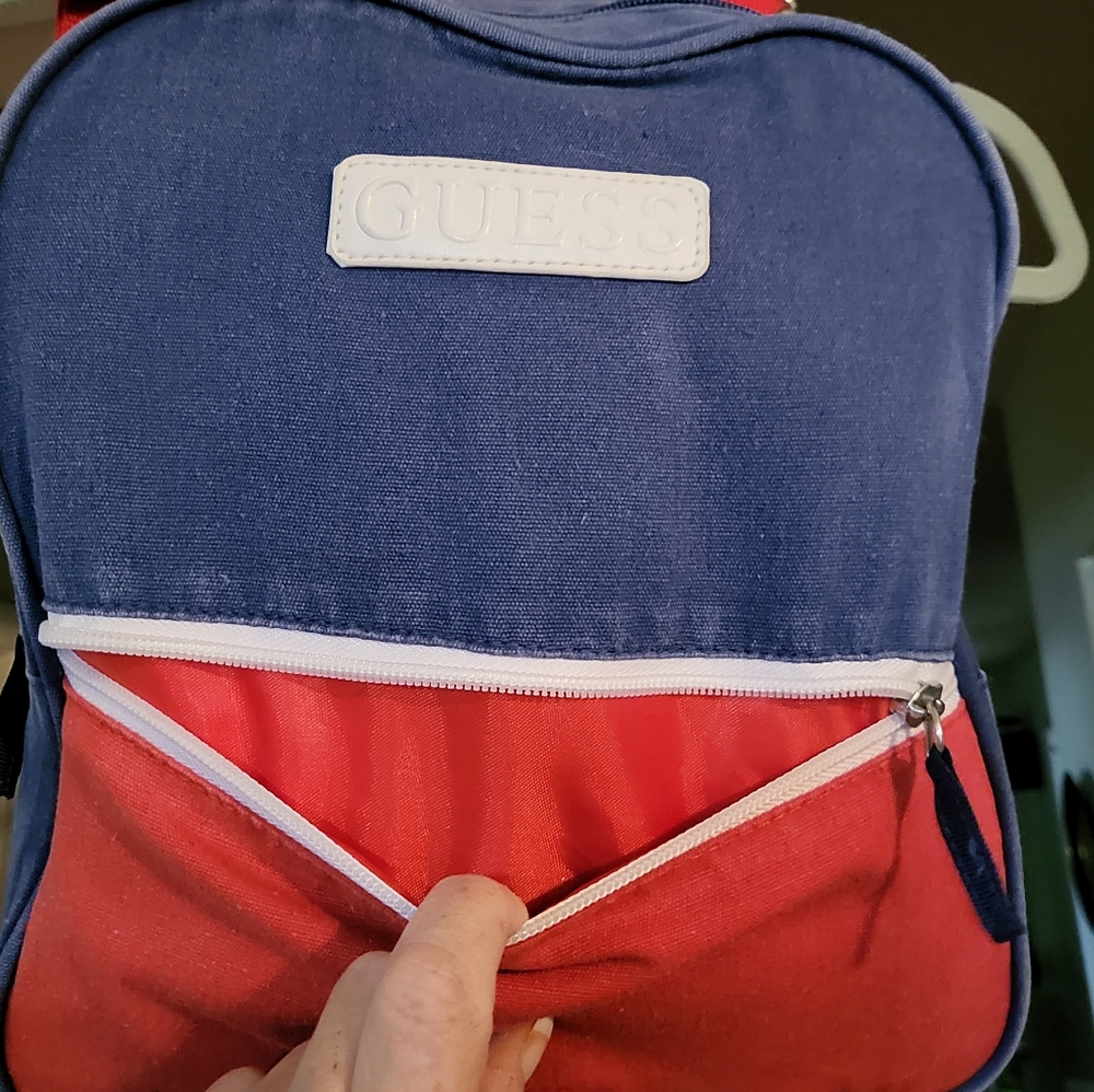 GUESS Backpack - Picture 9 of 9